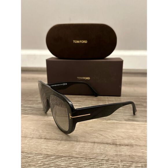 Tom Ford Cecil UNISEX Plastic Pilot Frame Sunglasses Brown Gradient BRAND NEW main image 5